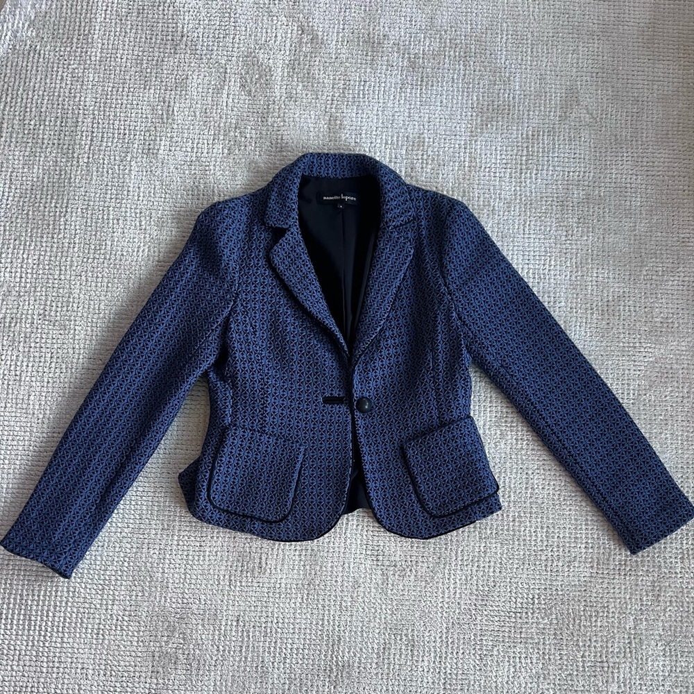 Nanette Lepore navy blue blazer, size 8, like new